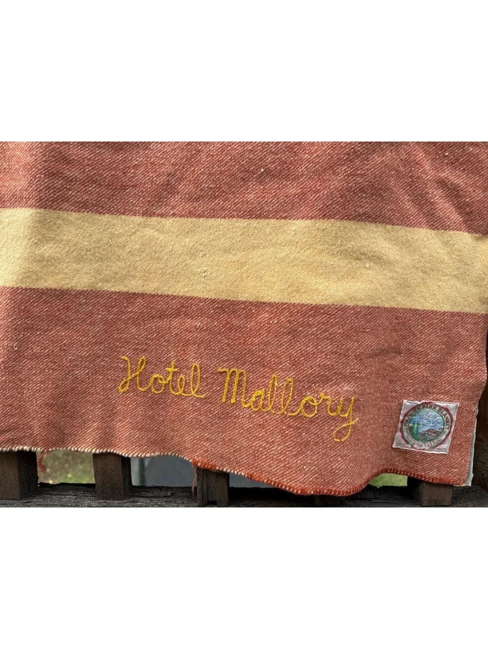 Pendelton 1940-50s Hotel Mallory Wool Blanket Vintage